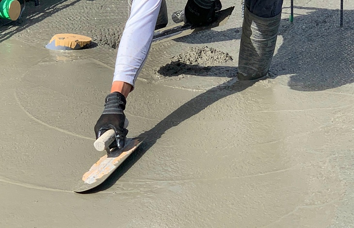 コンクリートは耐久性も高く、駐車場や駐輪スペースとしても活用